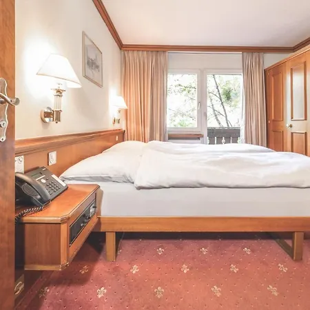 Antares 3* 체르마트